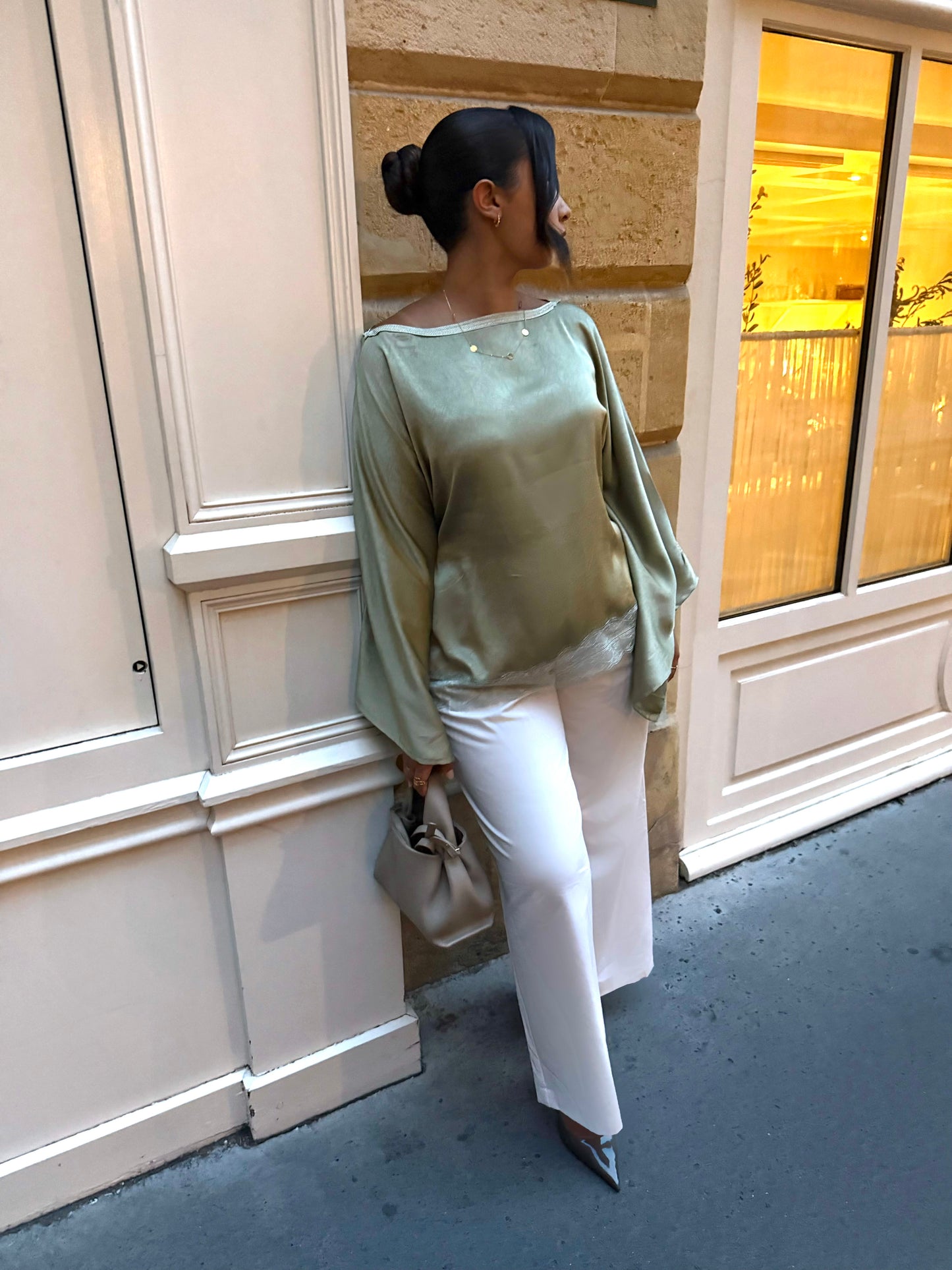 Top satiné & dentelle